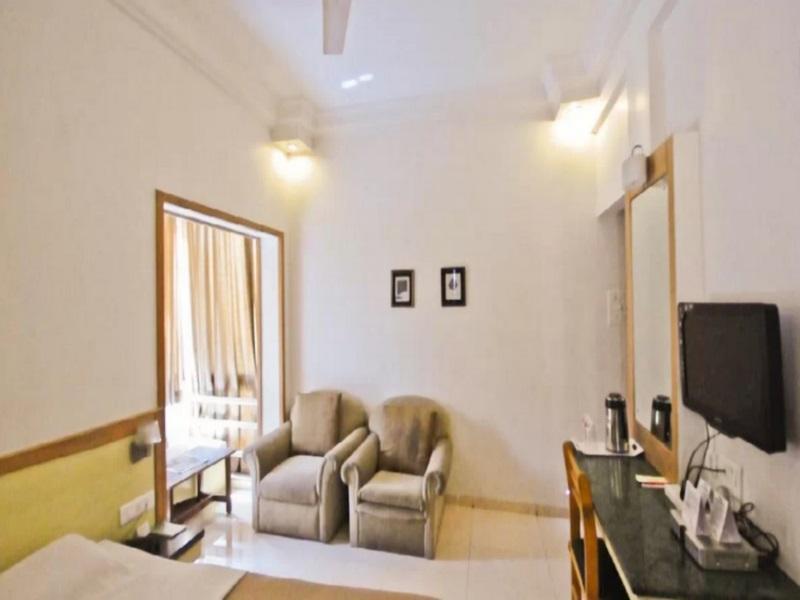 Hotel Parichay Pune